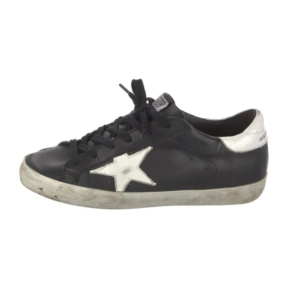 ❤️Golden Goose Black Superstar Sneakers❤️ - Picture 1 of 5